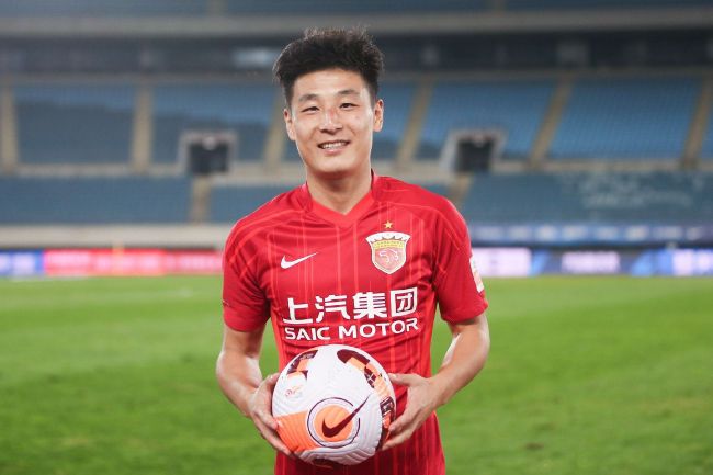 要多问问自己的内心，你究竞要做什么和怎么做，自己习惯于怎么做就怎么做，回到那个纯粹的状态里。
